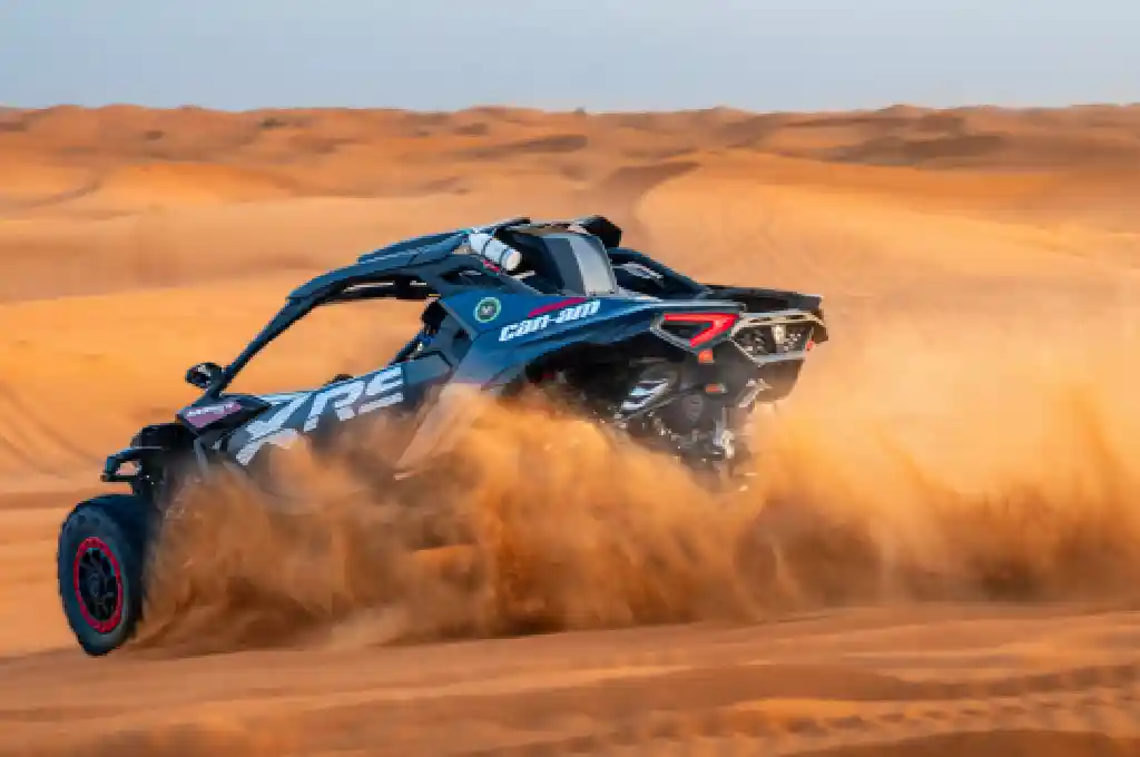 Can-Am Maverick R X RS '26 Smart-Shox (Group) - desert buggy tour experience